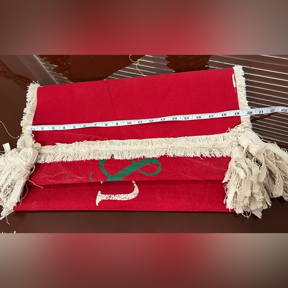 ๐Mud Pie Reversible Holiday Table Runner, 17" x 80", Red and Beige - Picture 11 of 14